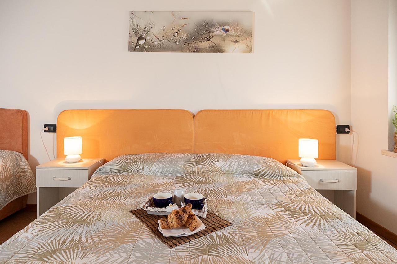 Apartments Eden - Regarda Travel Lazise Buitenkant foto