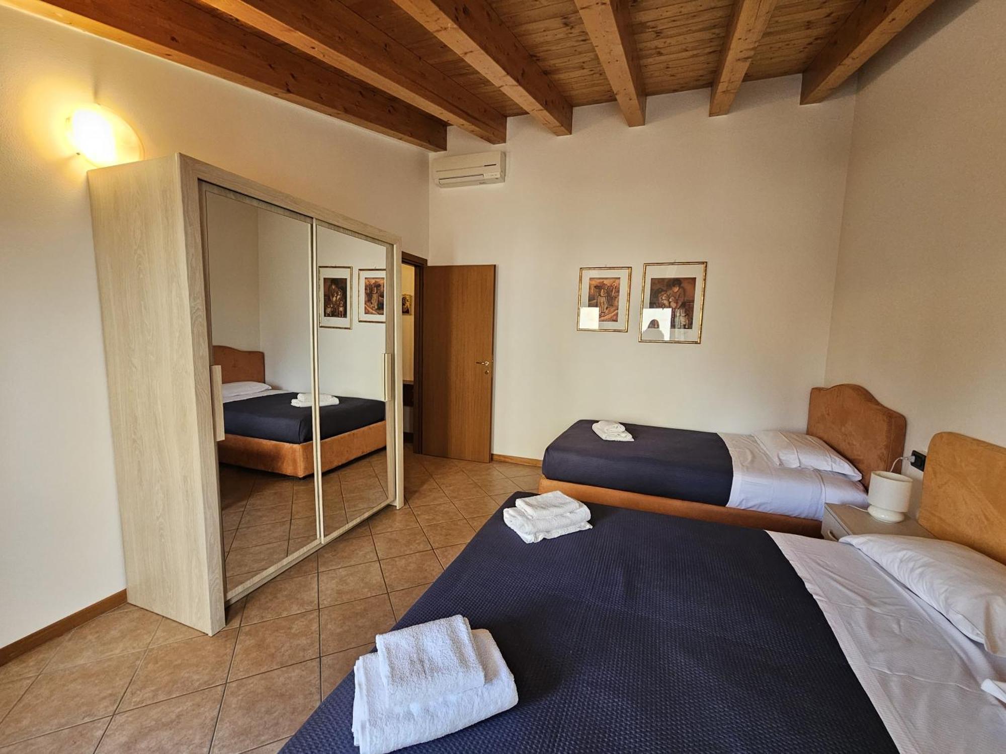 Apartments Eden - Regarda Travel Lazise Buitenkant foto